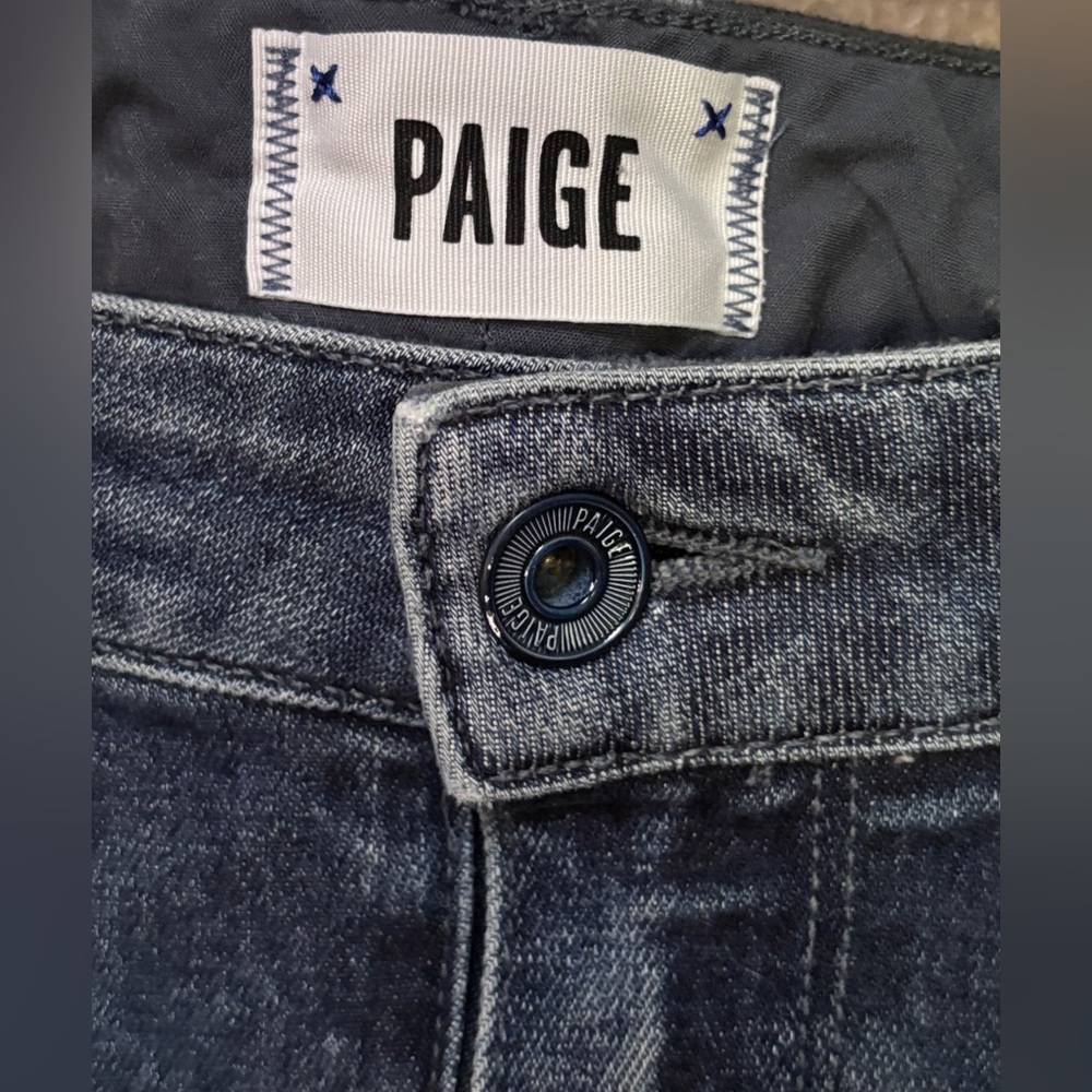 PAIGE Flare Crop Jeans with Frayed Hem 29 - Picture 3 of 8
